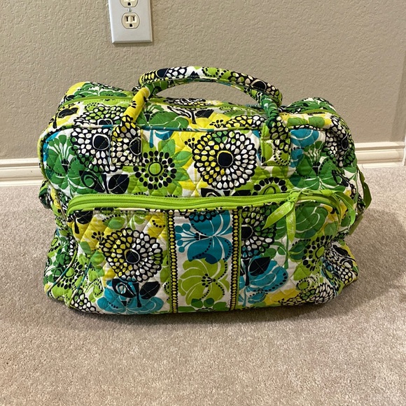 Vera Bradley Handbags - Vera Bradley Grand Weekender Travel Bag in Limes up